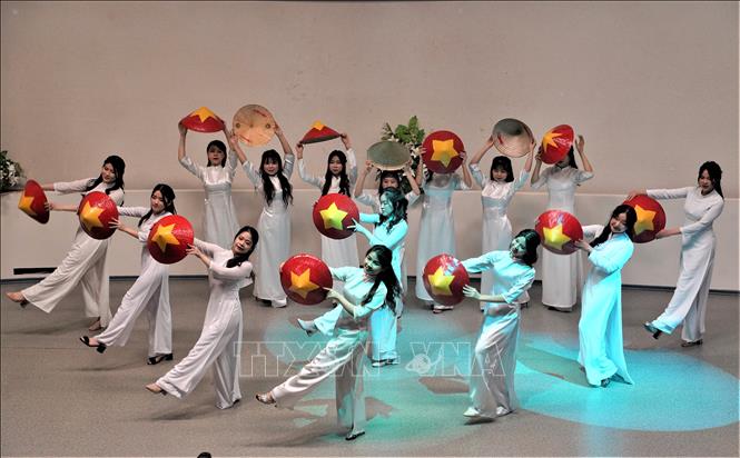 Concours Mélodies de la jeunesse des jeunes vietnamiens en Russie